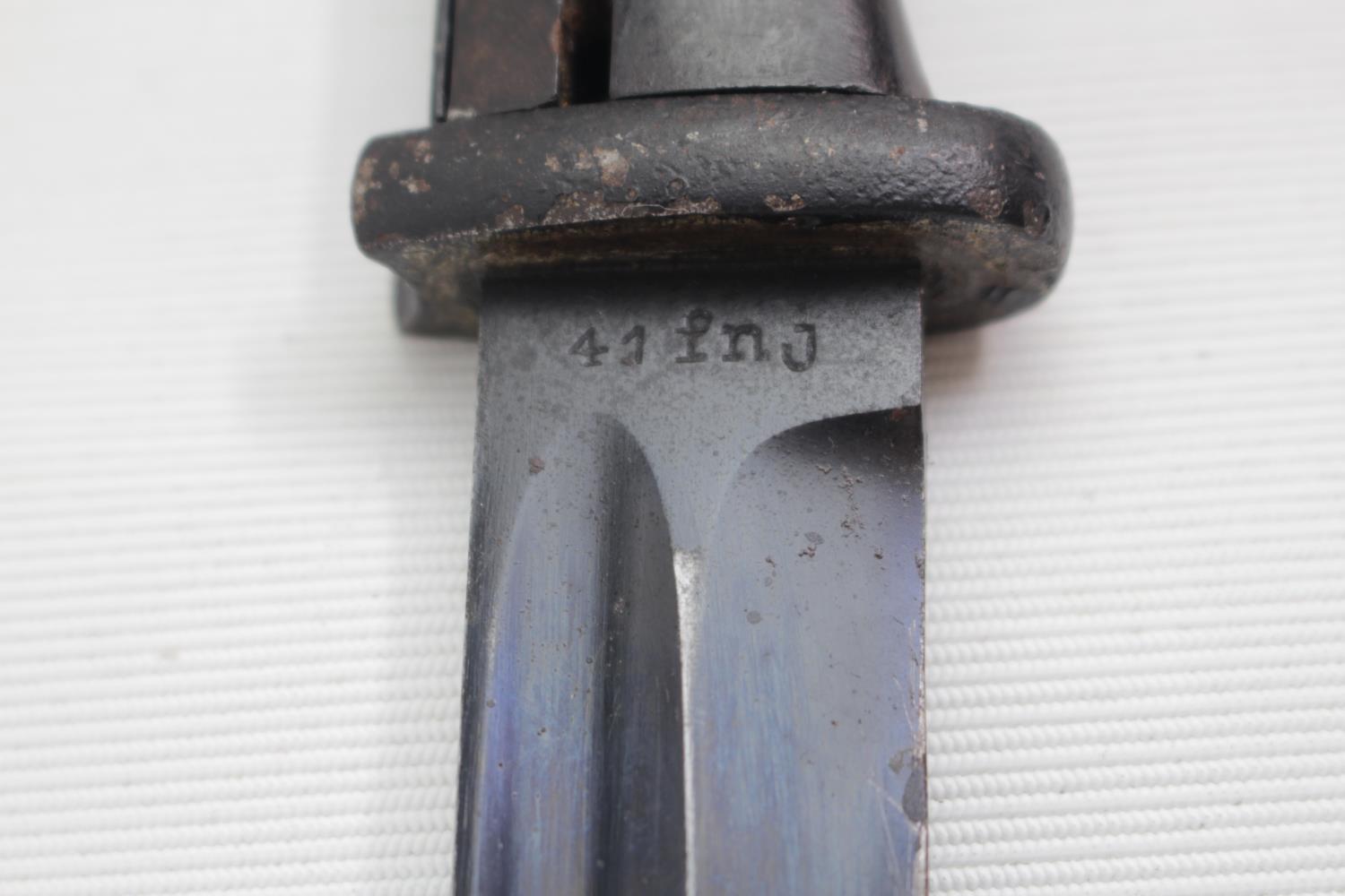 WW2 German K98 bayonet, blade marked 41 fnj, same marking to the top of the scabbard - Image 3 of 3