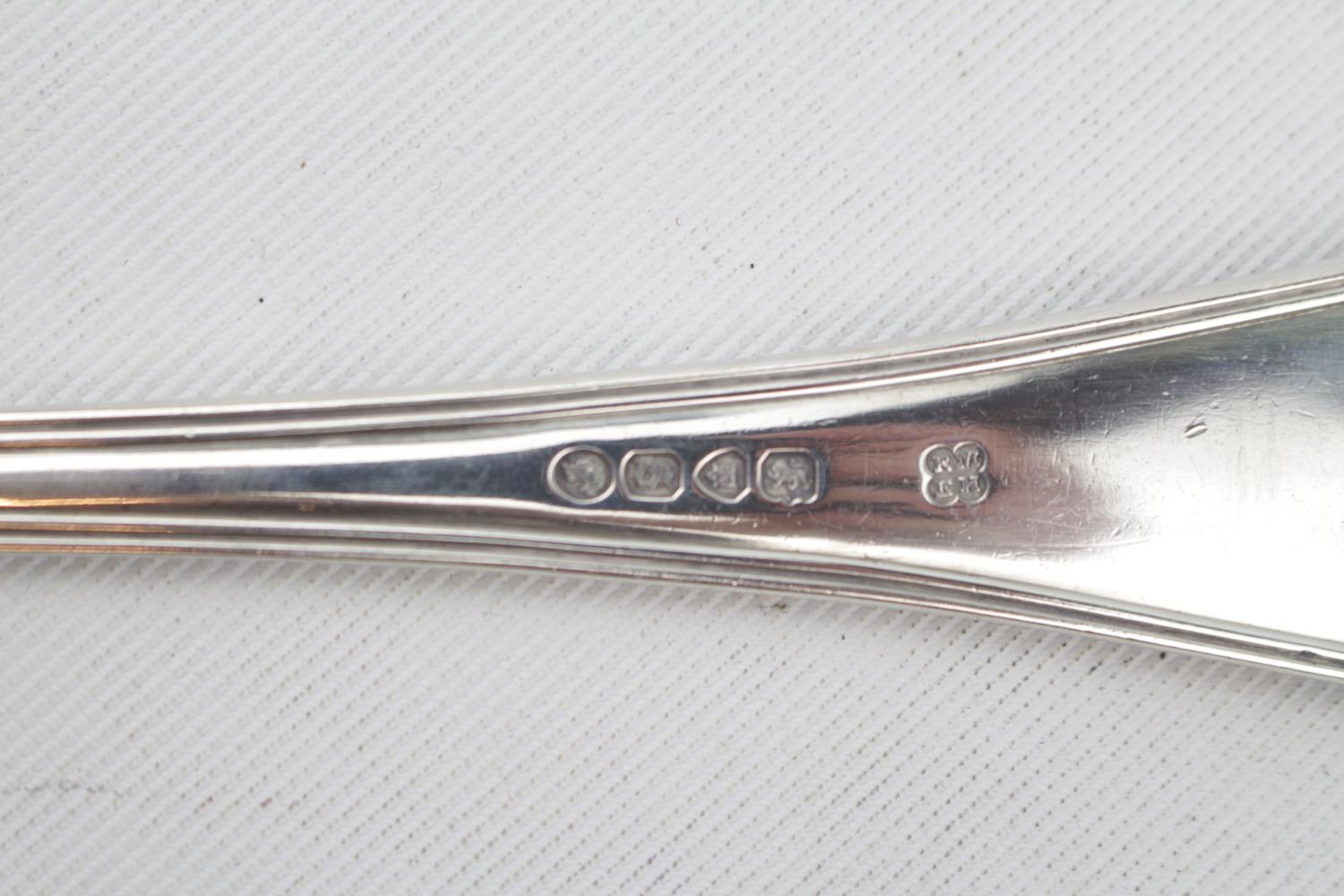 Good quality Silver Threaded Victorian Basting Spoon 204g total weight - Image 2 of 2