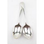 Pair of Silver Table spoons by Robert Pringle & Sons, London 1912, 155g total weight