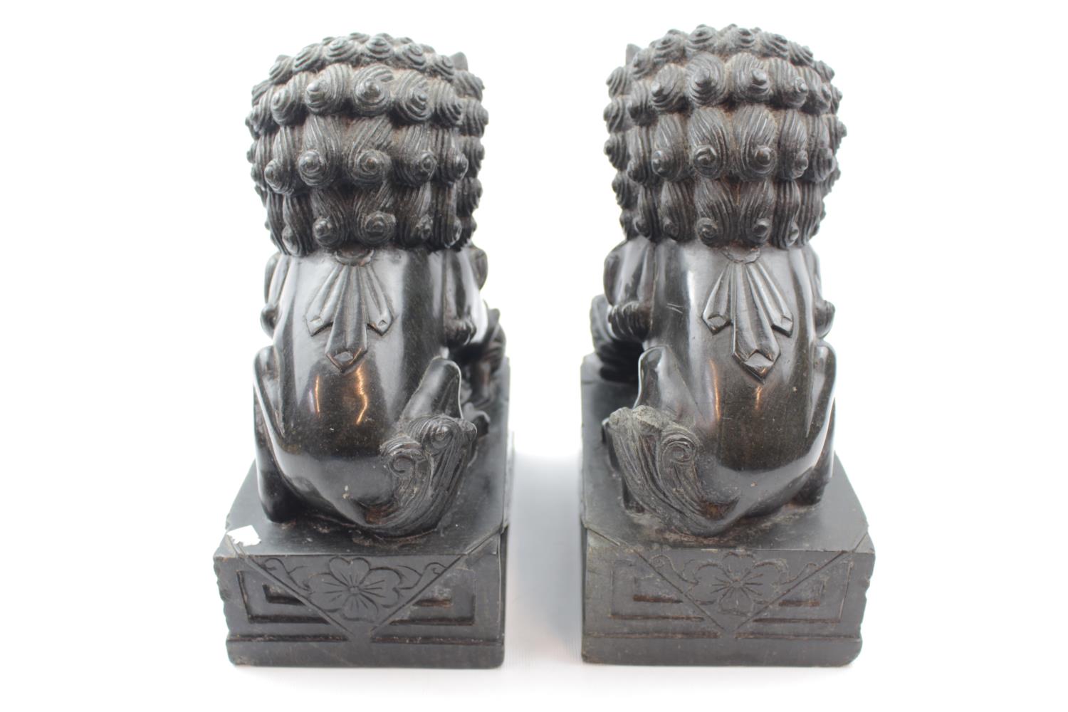 Pair of Good Quality Chinese Hand carved Hard stone Dogs of Foe 23cm in Height - Image 3 of 4