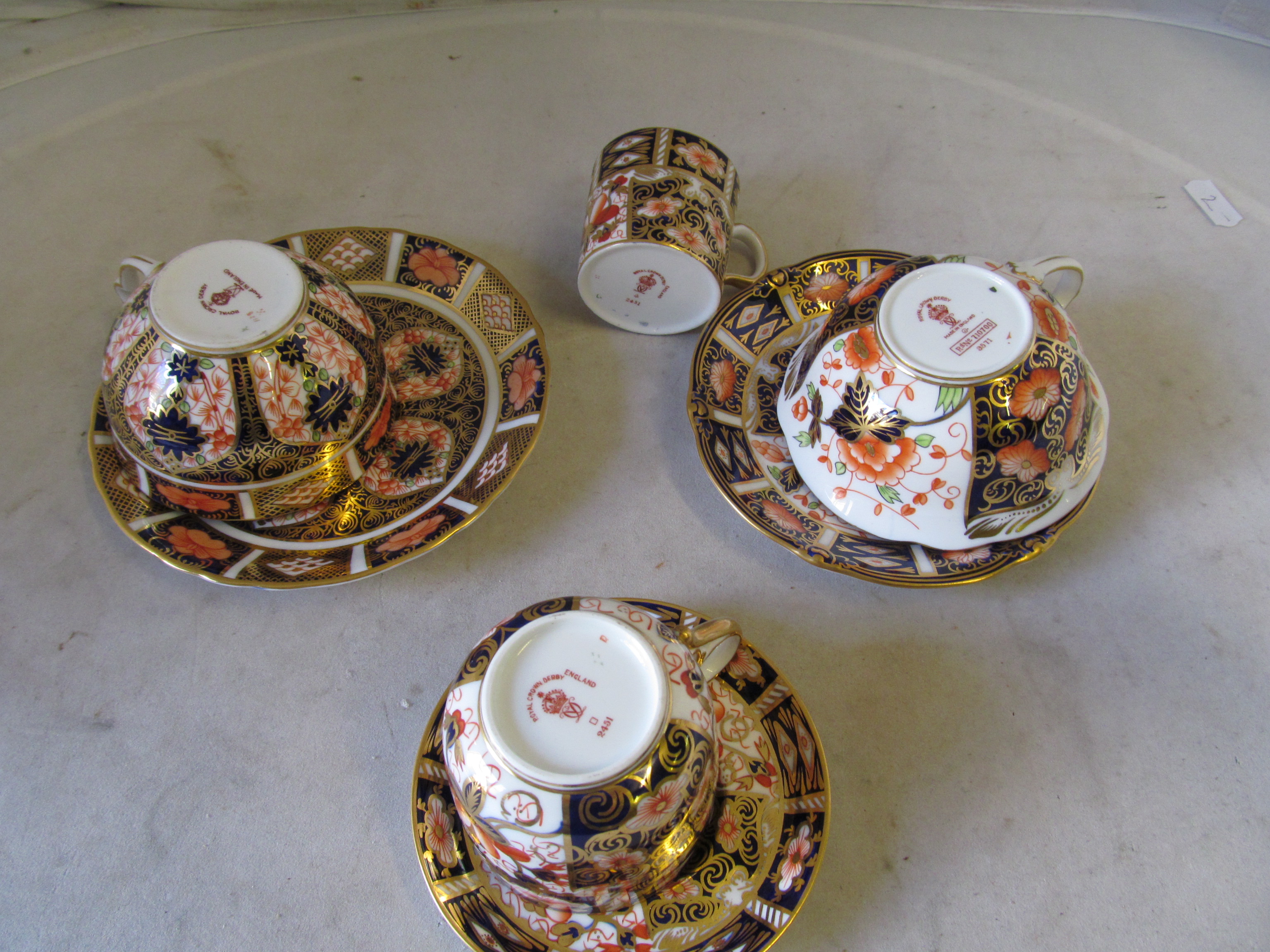 A 19th Century Derby Imari cup and two saucers (one a/f), six Royal Crown Derby cups and saucers and - Image 6 of 6