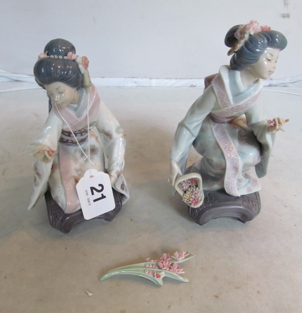 Two Lladro figures Japanese ladies (both a/f)