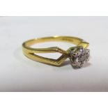 An 18ct gold diamond illusion ring