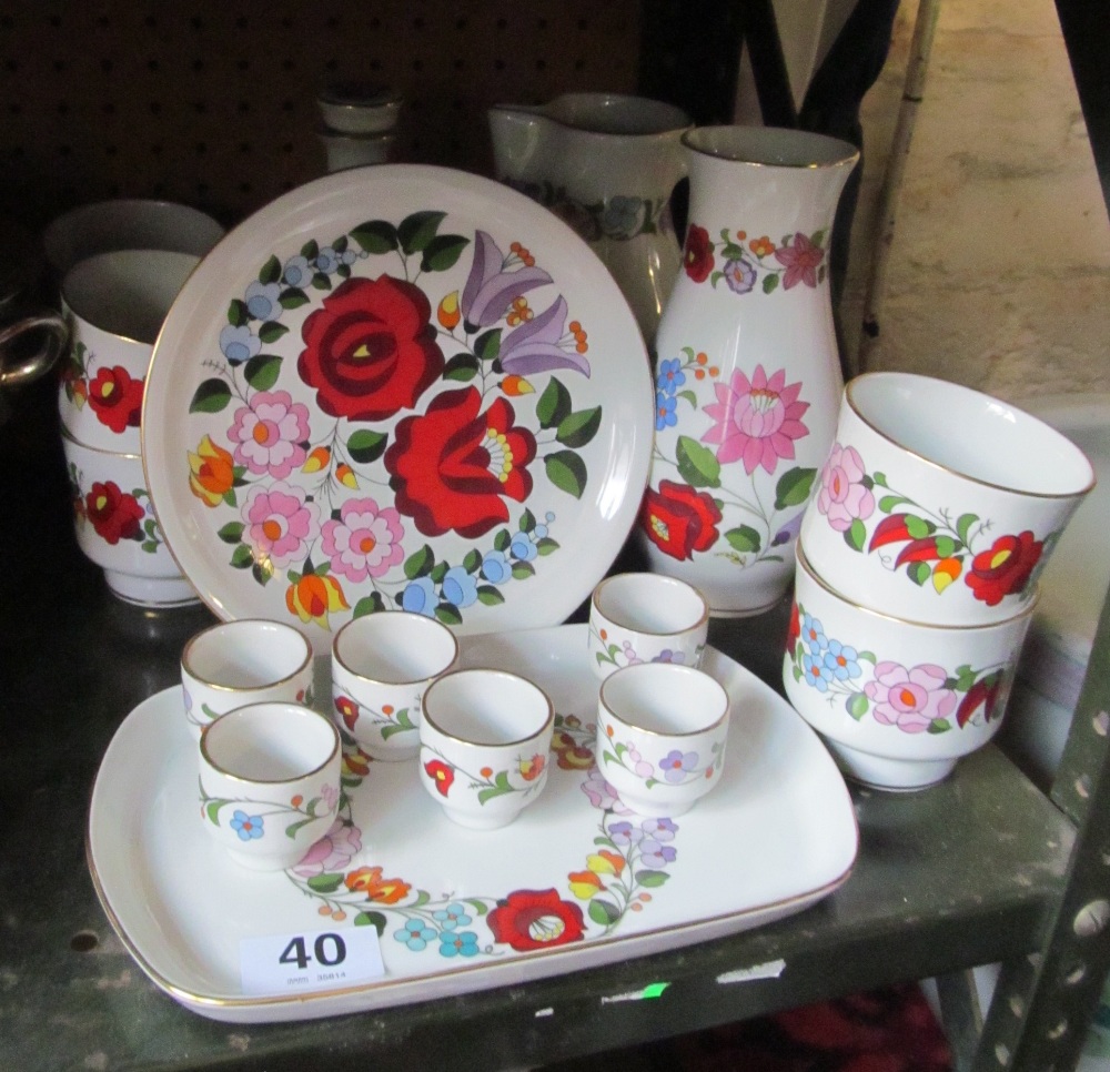 A group of Kalocsa china