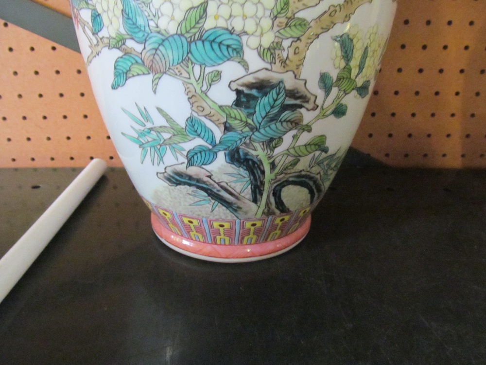 A famille rose vase decorated birds on stand - Image 2 of 3