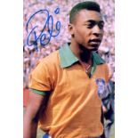 BRAZIL WORLD CUP CHAMPION 1970: A good selection of signed 4 x 6 photographs by various Brazilian