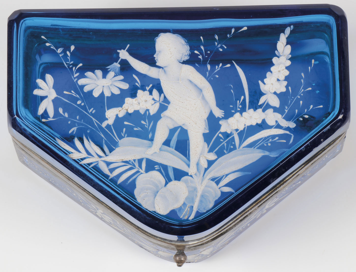 A FINE MARY GREGORY SHAPED BOX, C. 1890