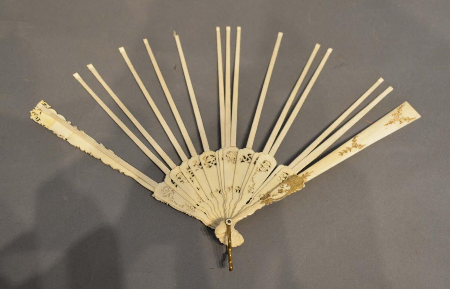 A Set of 19th Century Carved Sticks and Guards for a Fan, the sticks with pierced mother of pearl - Image 2 of 2