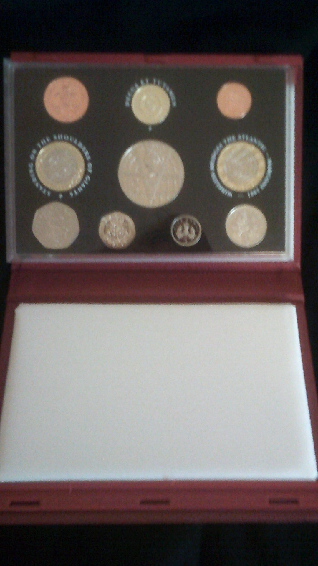 Great Britain 2001-Proof Victoria Set, boxed (10) coins, red Royal Mint case with certificate