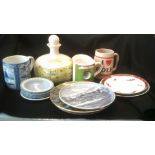 Golfing memorabilia - A good range of china & percaline with plates, mugs, decanter etc, includes