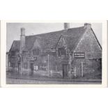 Postcard-Wiltshire-Blandford-on-Avon-The three gables, photo postcard