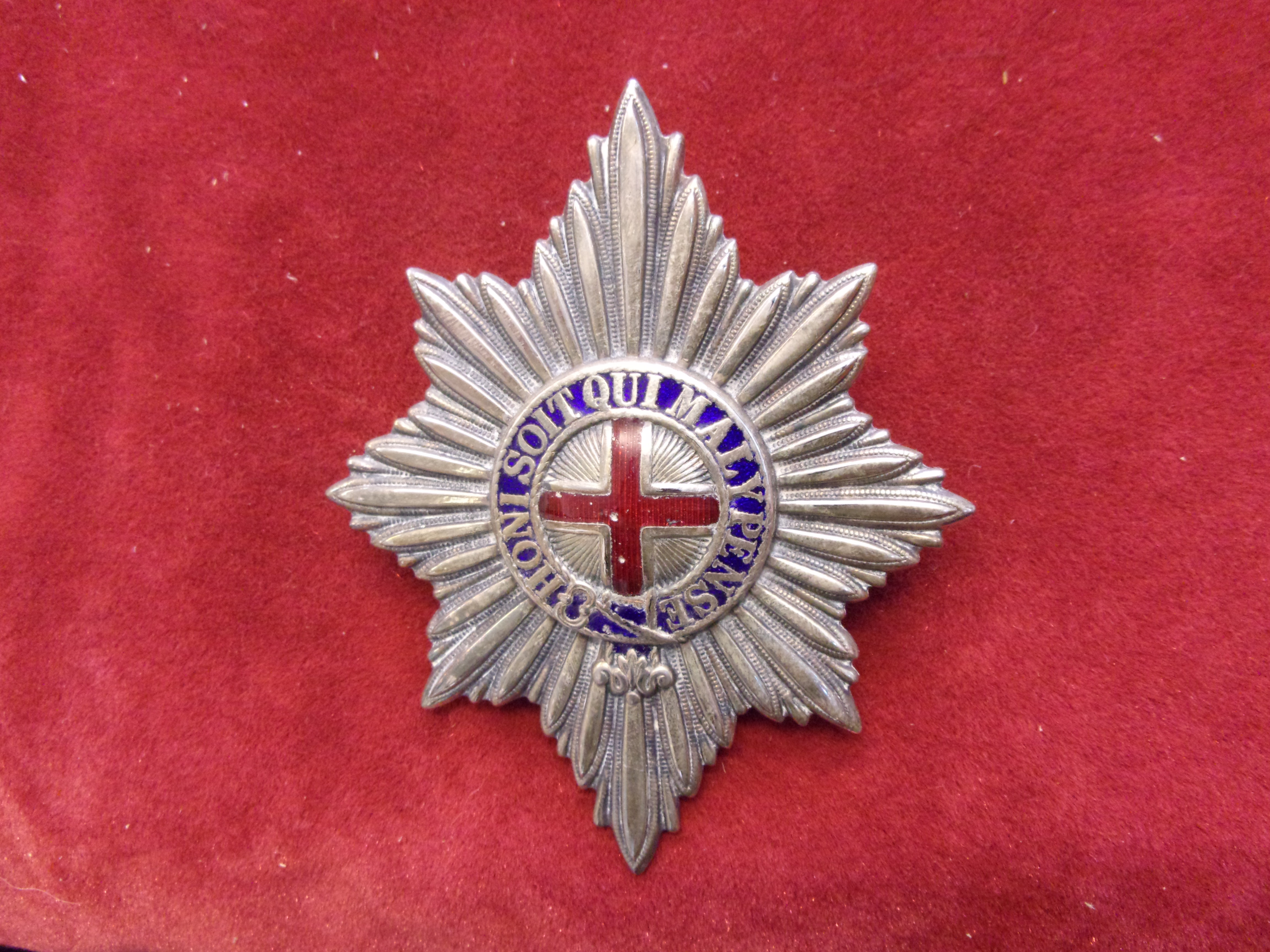 Coldstream Guards Officers Puggaree Badge (Silver and enamel) St. George's Cross within the Royal - Image 3 of 3