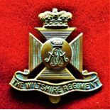 The Duke of Edinburgh's (Wiltshire Regiment) WWI Cap Badge (Gilding-metal), Slider. K&K: 676