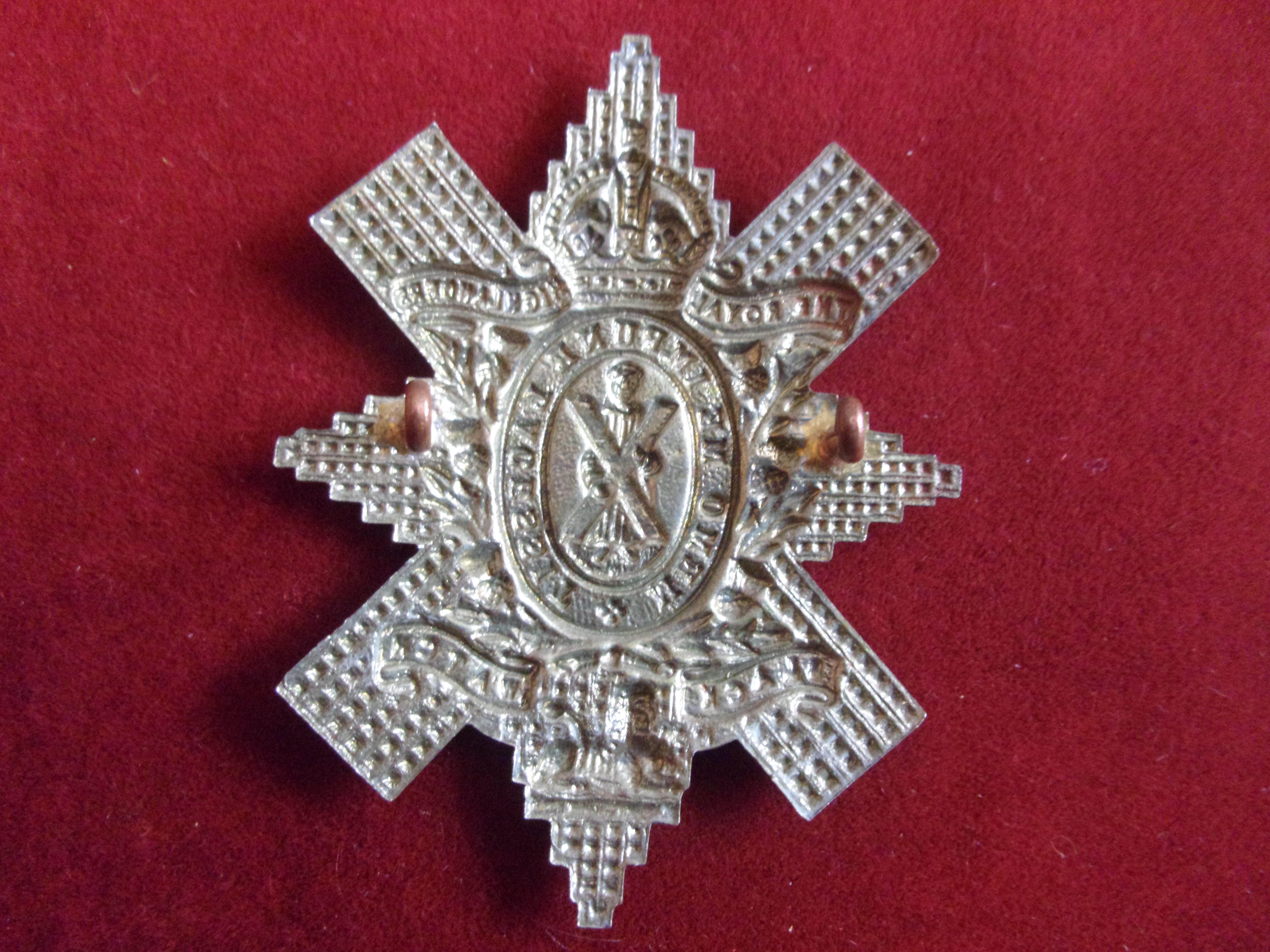 Black Watch (Royal Highlanders) WWI Cap Badge (White-metal), two lugs. K&K: 657-Black Watch (Royal - Image 2 of 5