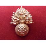 1-4th City of London Battalions (The Royal Fusiliers) WWI Cap Badge (Gilding-metal), two lugs. K&