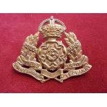 Derbyshire Yeomanry (Dragoons) WWI Cap Badge (Brass), two lugs, second type. K&K: 1443