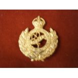 Queen's Own Dorsetshire Yeomanry (Hussars) WWI Cap Badge (Gilding-metal), two lugs, second type. K&