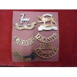 Royal Warwickshire, Leicestershire cap badges (2) and shoulder titles Royal Warwickshire pair (W780)