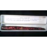 Fountain Pen - 1950's Conway Stewart 85L red marble pen, 14ct gold boxed