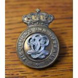 7th The Queen's Own Hussars Victorian Cap Badge (Bi-metal), two lugs. K7K: 759