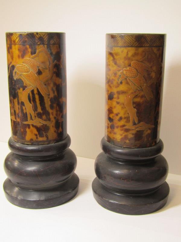 ORIENTAL, pair of lacquered tortoiseshell cylindrical brush holders decorated with birds of prey and