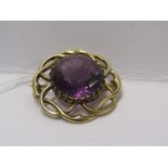 VINTAGE 9ct YELLOW GOLD AMETHYST SET BROOCH