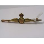 9ct YELLOW GOLD RAF WINGS BROOCH, vintage enamelled 9ct gold RAF sweetheart brooch, approx 3.4 grams