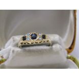 9ct YELLOW GOLD SAPPHIRE & OPAL RING, size N/O