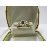 VINTAGE 15CT YELLOW GOLD SAPPHIRE & PEARL RING, principle blue sapphire of good colour & clarity