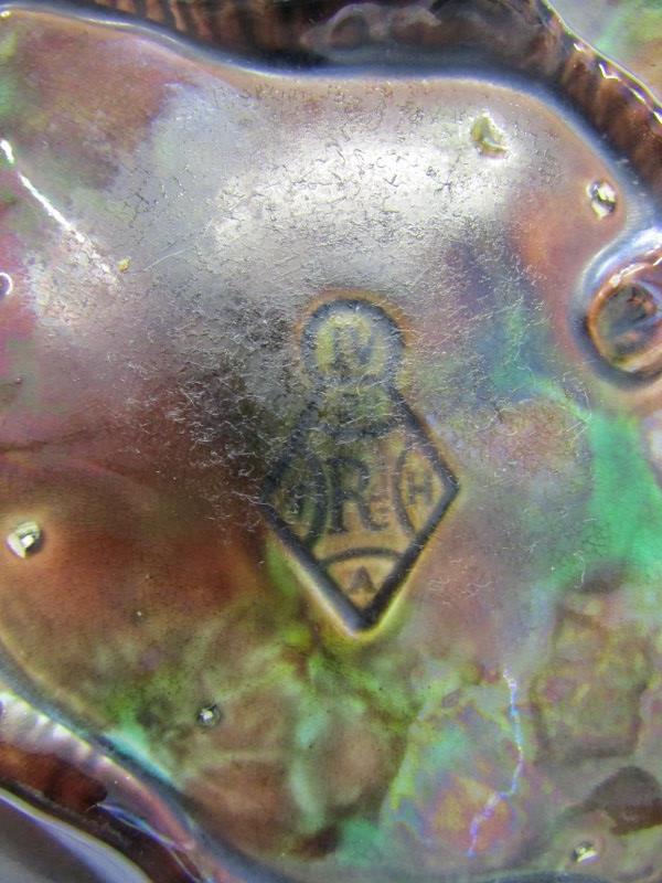 VICTORIAN MAJOLICA, squirrel handled twin bowl nut dish, impressed kite registration mark (repair to - Image 3 of 3