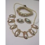 MOTHER OF PEARL & PEARL JEWELLERY SUITE, including necklace, bracelet and earrings