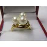 14ct YELLOW GOLD MIKIMOTO TRIPLE PEARL RING, 3 well matched cultured pearls of good colour in