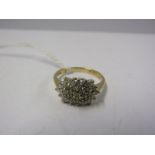 18ct YELLOW GOLD CLUSTER RING, well matched brilliant cut diamond totalling approx. 0.75ct, size N