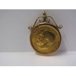 GOLD FULL SOVEREIGN COIN, dated 1914, in lose pendant mount