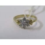 9CT YELLOW GOLD DIAMOND DAISY CLUSTER RING, size L