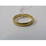 22CT GOLD WEDDING BAND, weighing approx 3.5 grms, size O/P