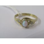 9ct YELLOW GOLD 3 STONE OPAL RING, size O