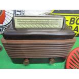 VINTAGE RADIO, brown bakelite Ultra model 1491 mains radio, 16" width
