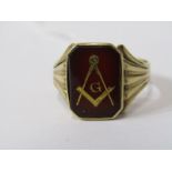 9ct YELLOW GOLD MASONIC RING, size U/V