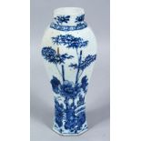 A GOOD 18TH CENTURY QIANLONG BLUE & WHITE PORCELAIN HEXAGONAL FORM VASE, the body decorated with