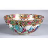 A GOOD 19TH CENTURY CHINESE CANTON FAMILLE ROSE PORCELAIN BOWL, decorated with panels of figures