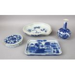 FOUR 19TH / 20TH CENTURY CHINESE BLUE & WHITE PORCELAIN ITEMS, a pot cover 12cm, a vase 12.5cm