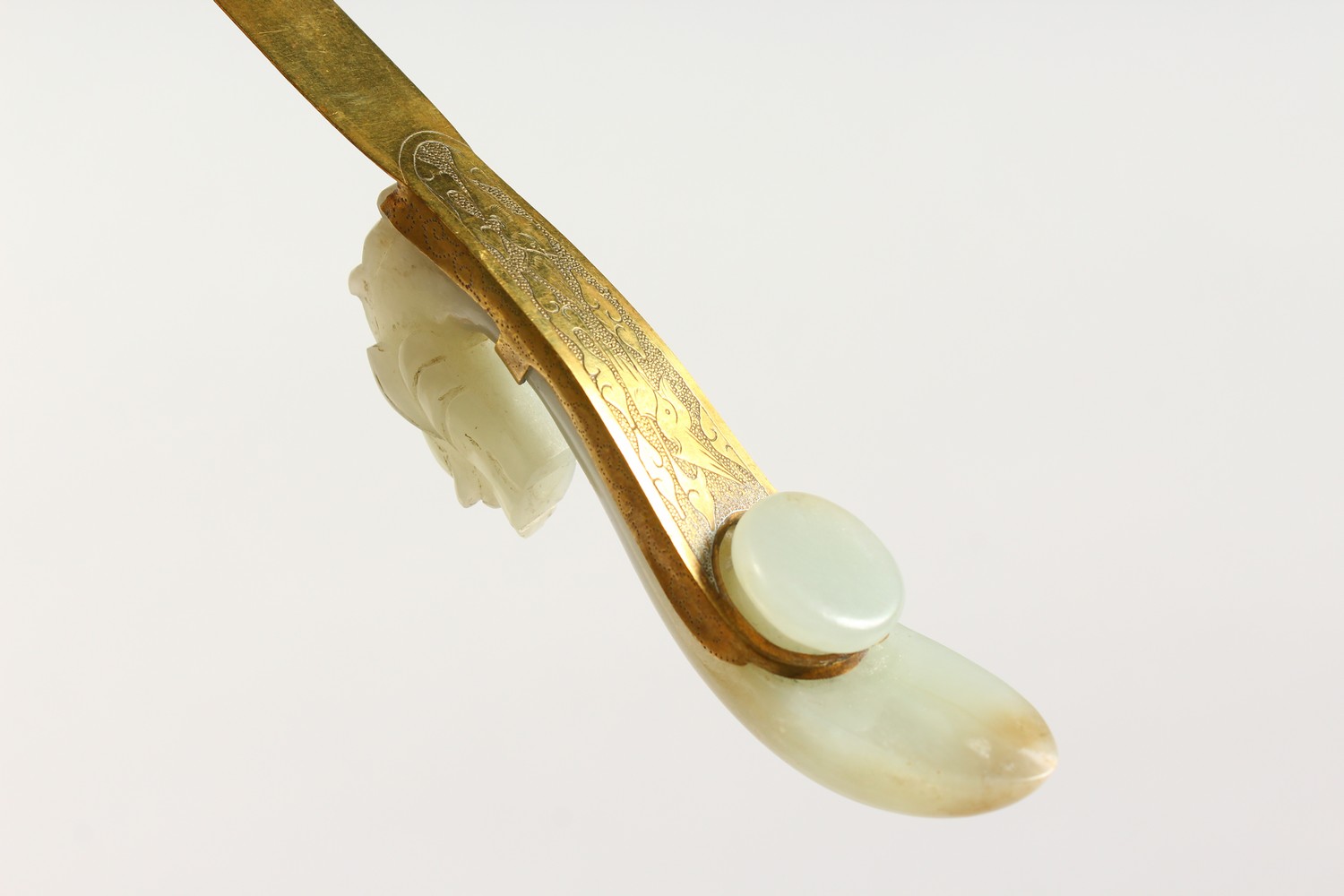 A JADE BELT HOOK HANDLED LETTER OPENER. 9ins long. - Image 3 of 6