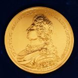 A GRAHAM MATTISON CHATEAU DE VERSAILLES 28 NOVEMBER 1973 MEDALLION in a blue case.