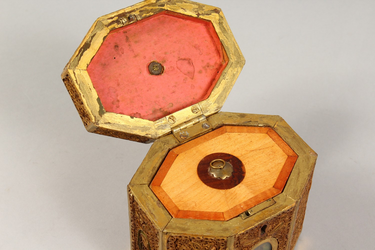 A GEORGE III ROLLED GILDED PAPER TEA CADDY, octagonal, inset with a portrait of a young girl. 4. - Image 6 of 7