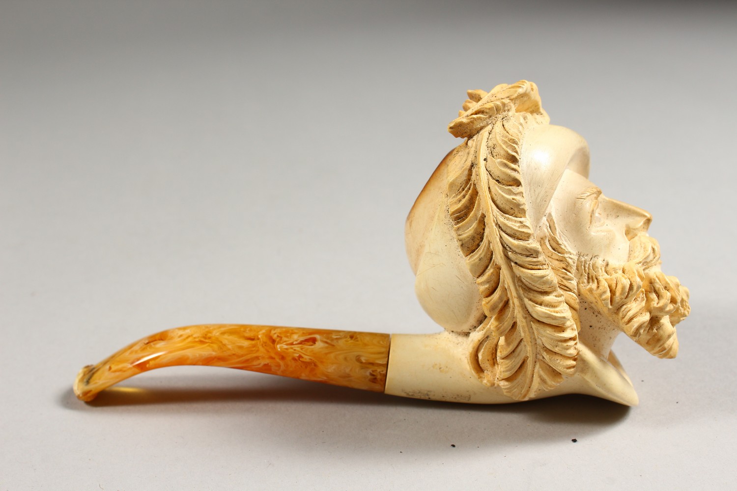 A VERY GOOD MEERSCHAUM PIPE, the bowl modelled as a bearded gentleman, in a fitted case. - Image 8 of 14