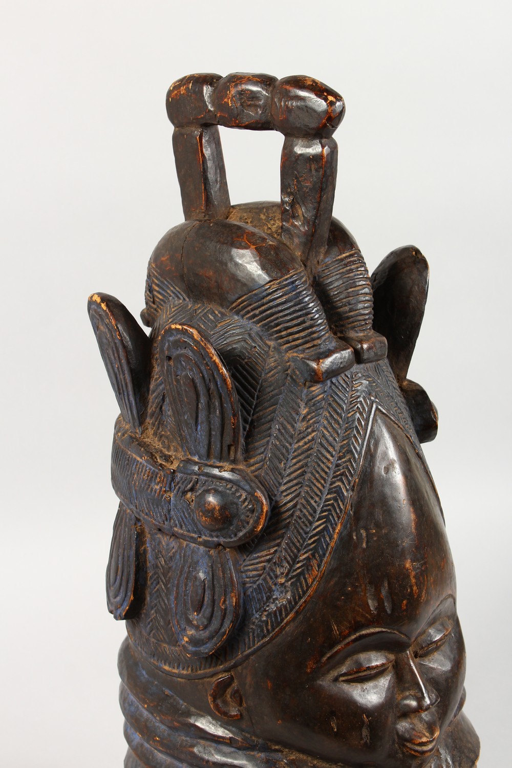 A GOOD CARVED WOOD TRIBAL HELMET MASK, on later stand. Mask: 18ins high. - Image 2 of 7