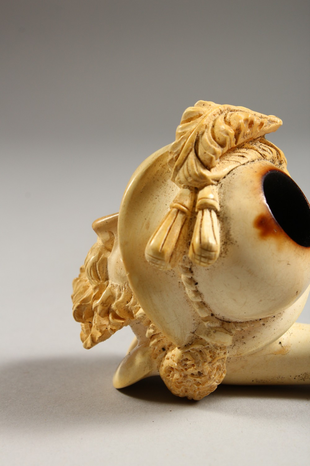 A VERY GOOD MEERSCHAUM PIPE, the bowl modelled as a bearded gentleman, in a fitted case. - Image 3 of 14