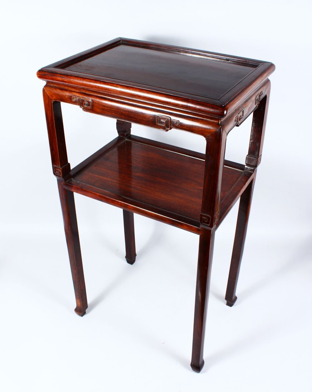 A GOOD 19TH CENTURY CHINESE HUANGHUALI HARDWOOD SIDE TABLE, the rectangular formed table with simple