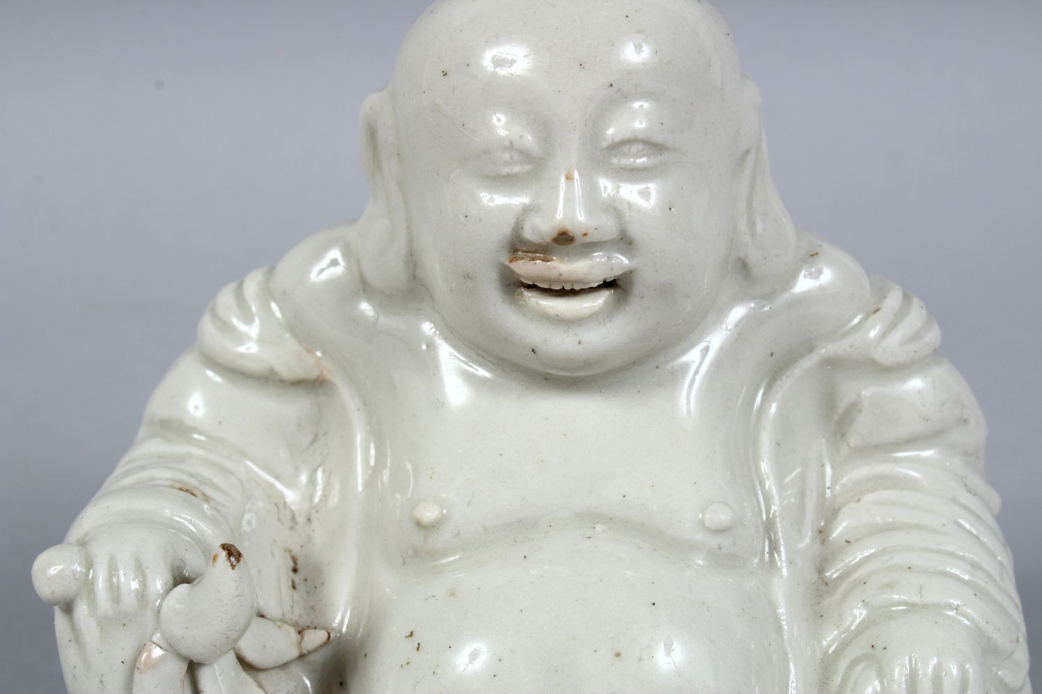 A GOOD 19TH CENTURY CHINESE BLANC DE CHINE FIGURE OF BUDDHA, in a seated meditating pose, 10cm - Image 3 of 4